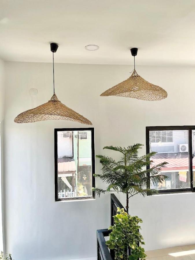 New Modern Home Near Airport, Beach And Fast Wi-Fi Sudtungan Luaran gambar