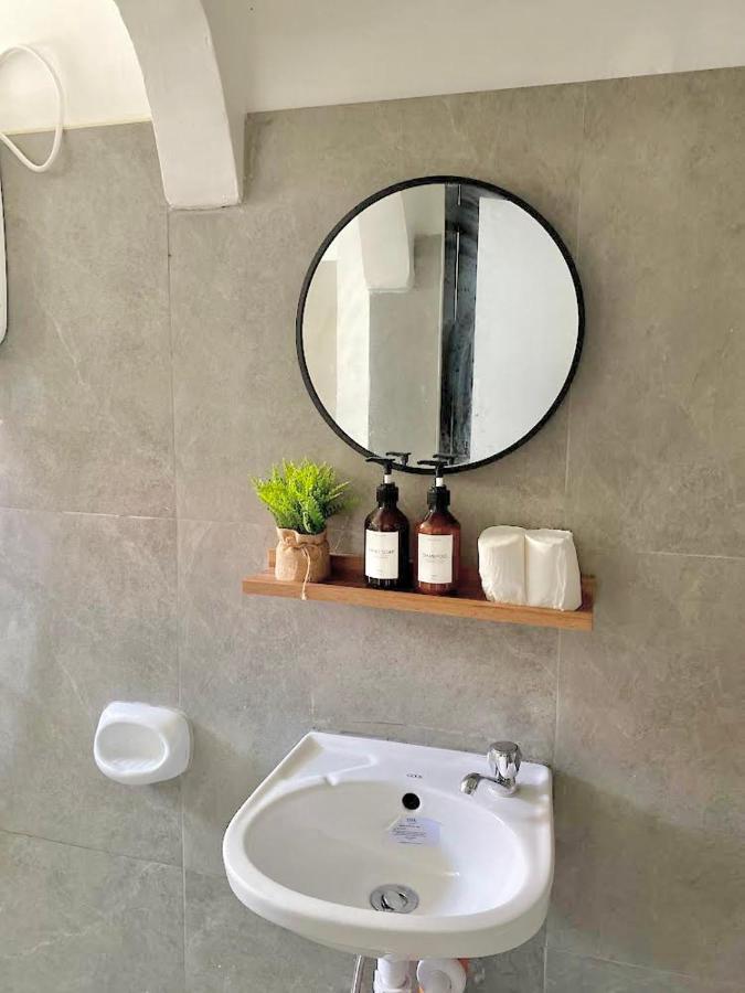 New Modern Home Near Airport, Beach And Fast Wi-Fi Sudtungan Luaran gambar