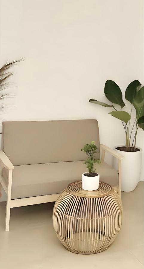 New Modern Home Near Airport, Beach And Fast Wi-Fi Sudtungan Luaran gambar